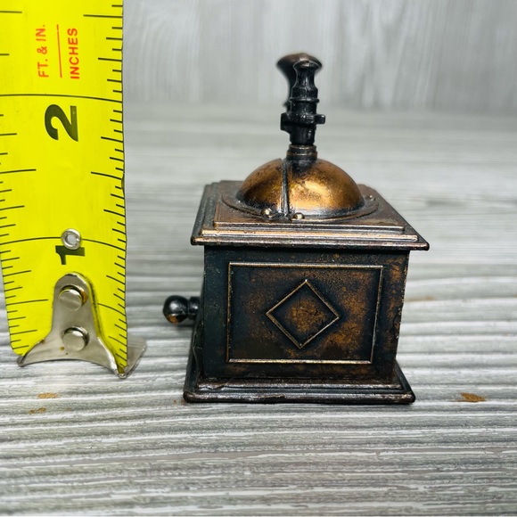 Vintage Miniature Die Cast Metal doll house Coffee Grinder w/ drawer collectible - Picture 5 of 6